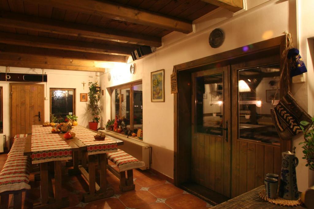 Cabana La Noi Hotel Rîşnov Exterior foto